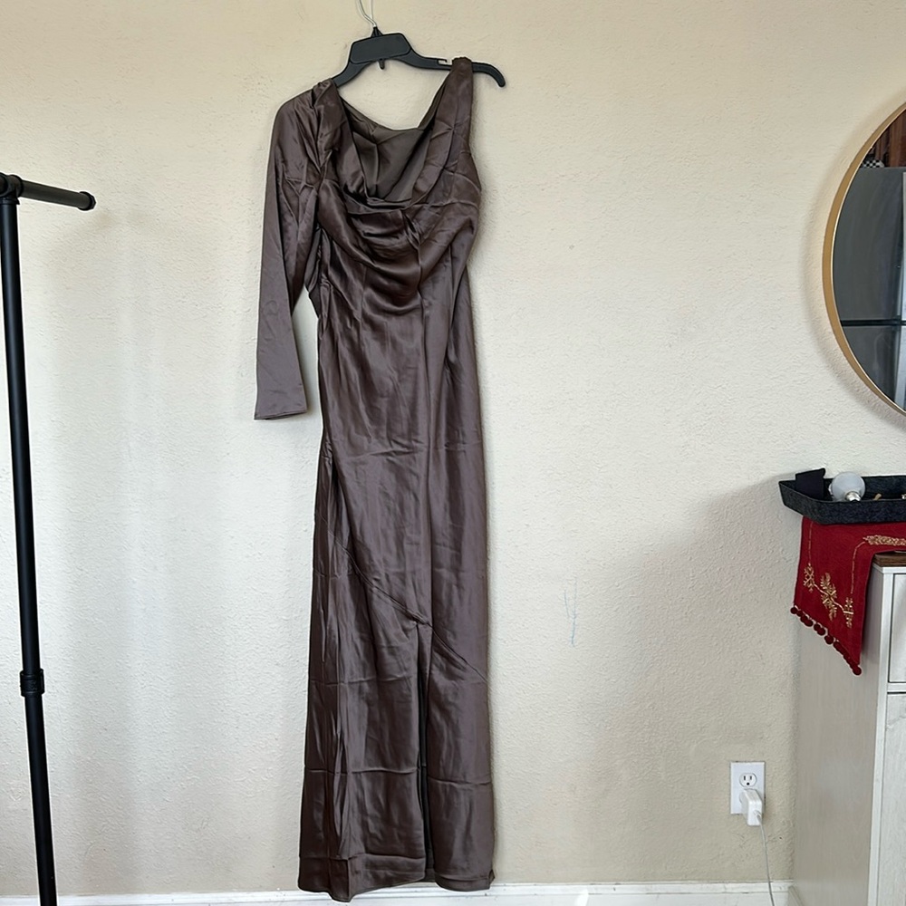 House of CB ‘CATIANA’ SMOKE ONE SLEEVE MAXI DRESS- XL NWOT‎ $285 - Picture 5 of 10